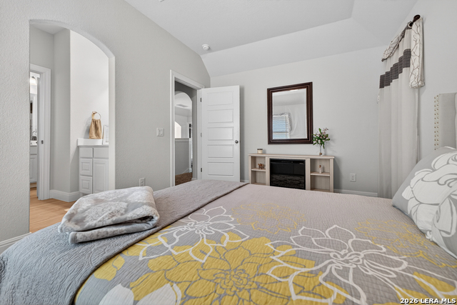 Image 33 of 34 For 5850 Sweetwater