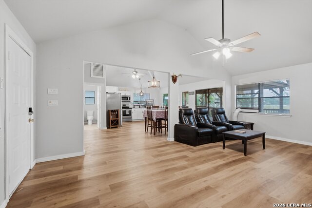 Image 6 of 55 For 772 Pebble Beach Dr Nw