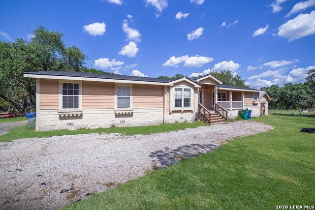 Listing photo id 14 for 5715 Chimney Rock