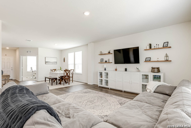 Image 10 of 38 For 10203 Band Wagon