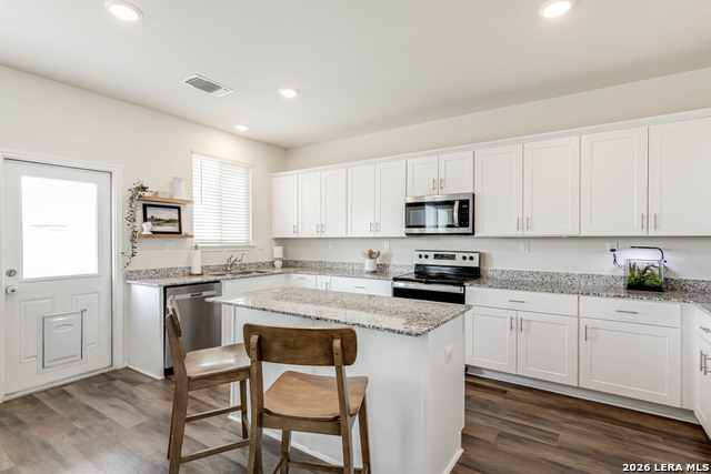 Image 14 of 38 For 10203 Band Wagon