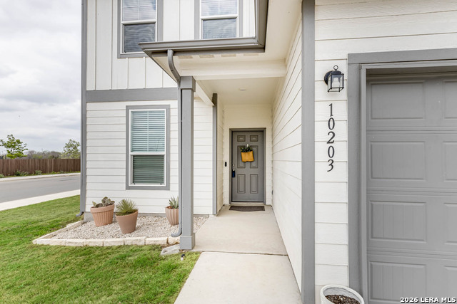 Image 3 of 38 For 10203 Band Wagon