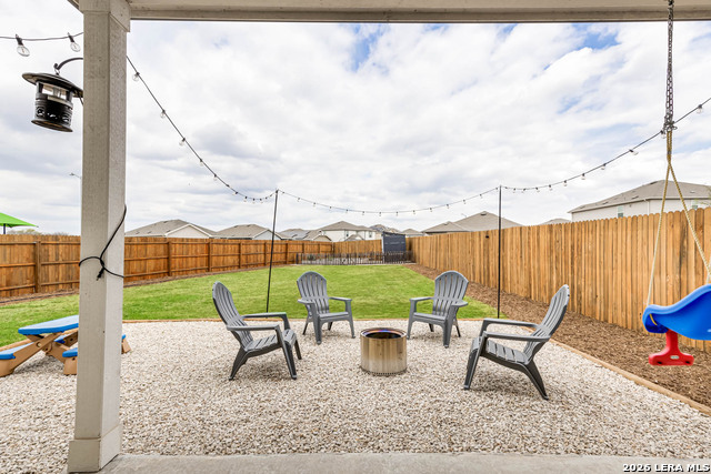 Image 32 of 38 For 10203 Band Wagon