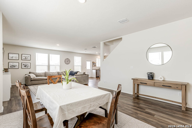 Image 7 of 38 For 10203 Band Wagon