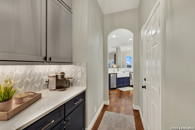 Image 17 of 46 For 2335 Oak Pebble