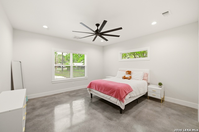 Image 23 of 44 For 812 Lafayette