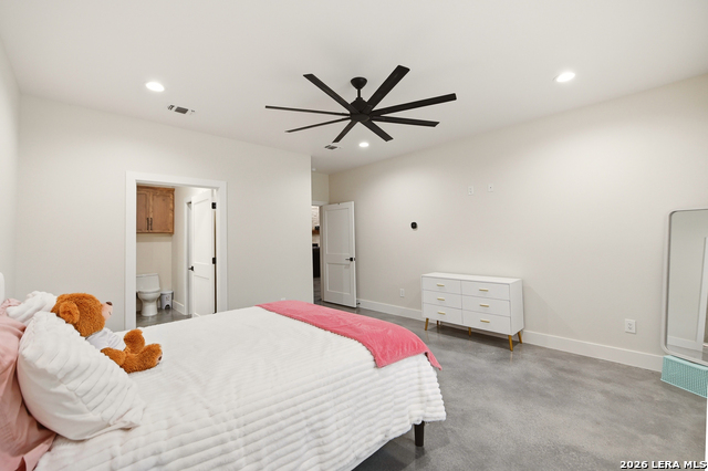 Image 25 of 44 For 812 Lafayette