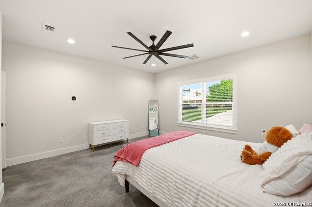 Image 26 of 44 For 812 Lafayette