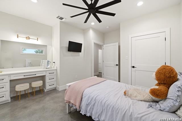 Image 35 of 44 For 812 Lafayette