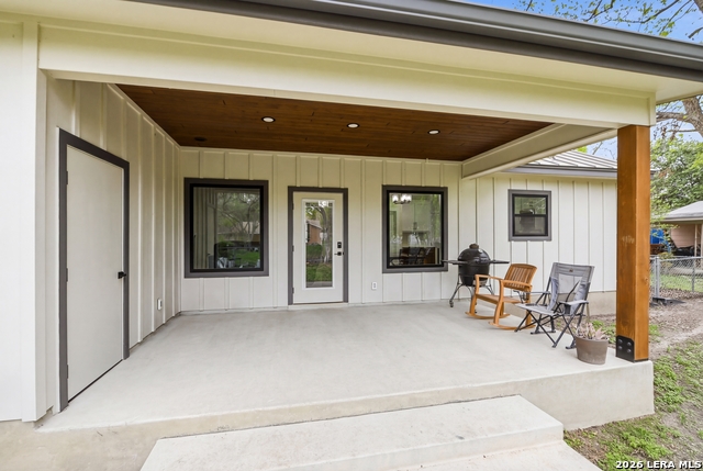 Image 38 of 44 For 812 Lafayette