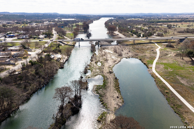 Image 11 of 31 For 2106 Waterfront Dr