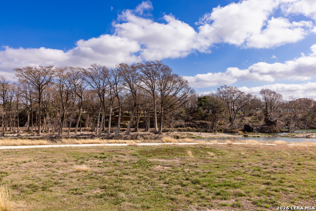 Image 17 of 31 For 2106 Waterfront Dr