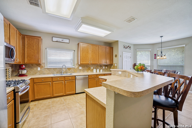 Image 12 of 27 For 5711 Lasalle Way