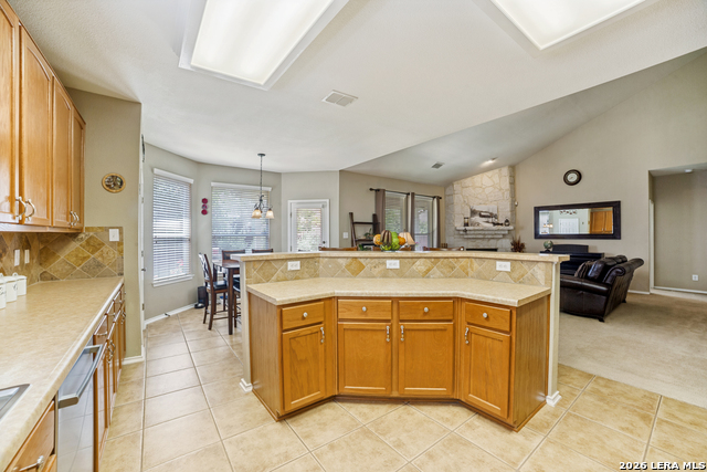 Image 14 of 27 For 5711 Lasalle Way