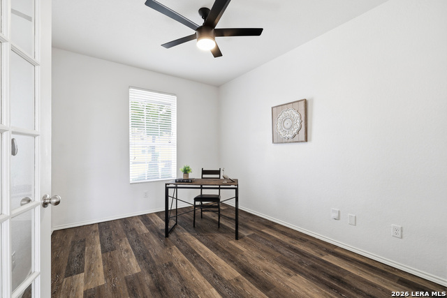 Image 13 of 30 For 10523 Noble Canyon