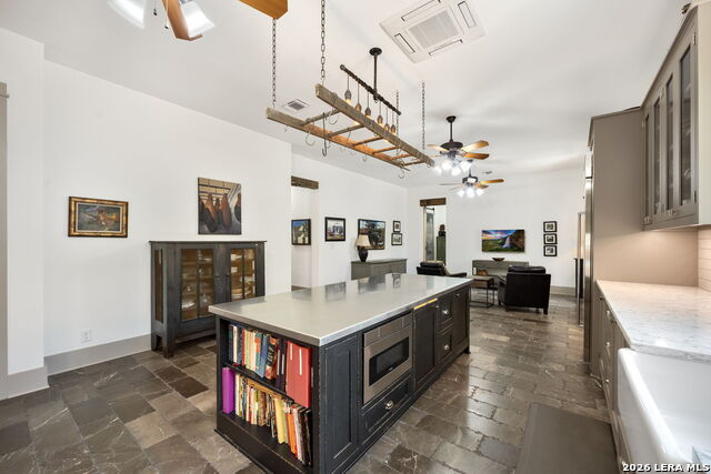 Image 18 of 41 For 114 Turnberry