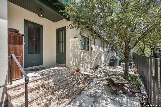 Image 40 of 41 For 114 Turnberry