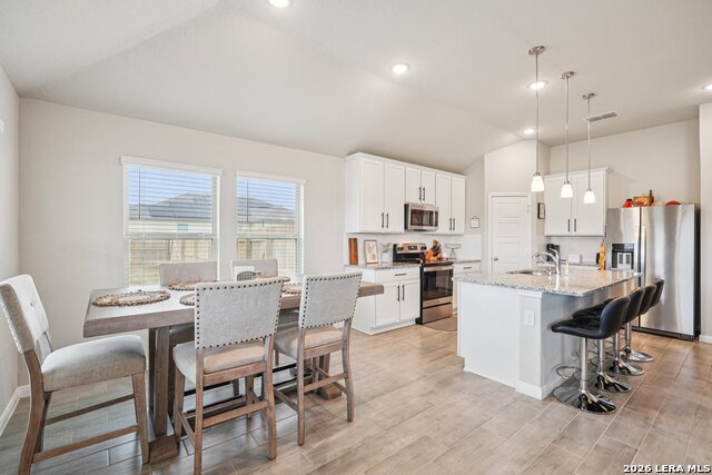 Image 12 of 46 For 104 Pendleton Cv