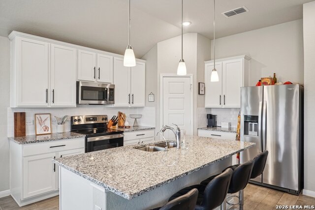 Image 16 of 46 For 104 Pendleton Cv