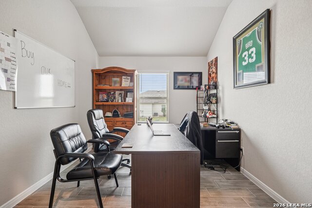 Image 20 of 46 For 104 Pendleton Cv