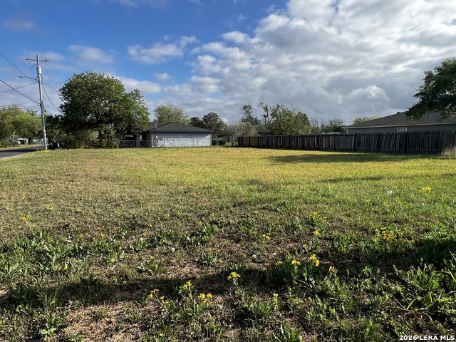 Image 2 of 4 For 772 Johnson  