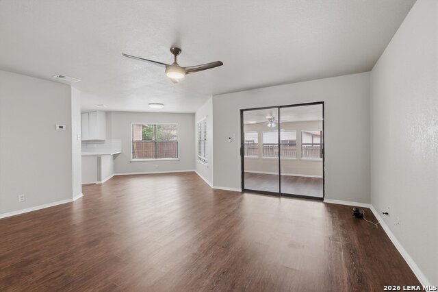 Image 3 of 18 For 9827 Echo Plain