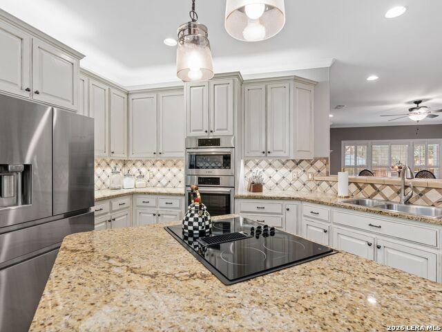 Image 23 of 74 For 17122 Fawn Brook