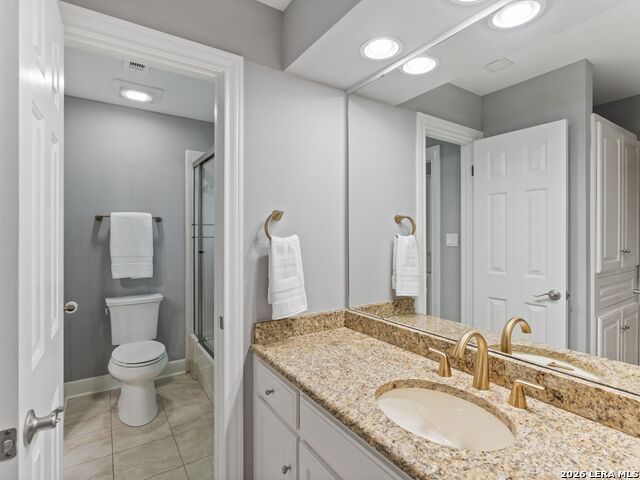 Image 33 of 74 For 17122 Fawn Brook