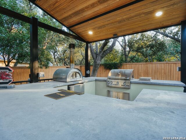 Image 42 of 74 For 17122 Fawn Brook