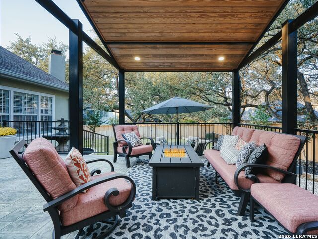 Image 43 of 74 For 17122 Fawn Brook