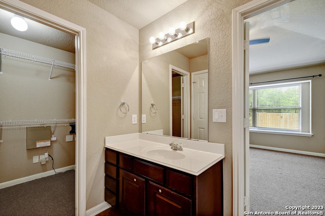 Image 21 of 30 For 13307 Biltmore Lakes