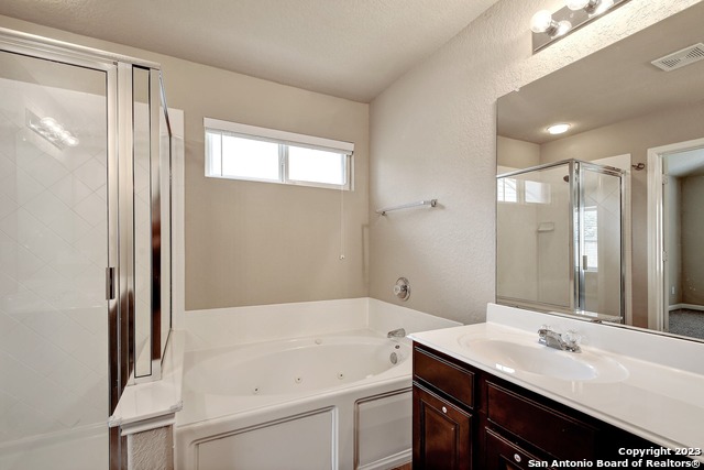 Image 22 of 30 For 13307 Biltmore Lakes