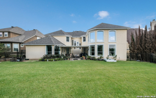 Image 14 of 22 For 18211 Branson Falls