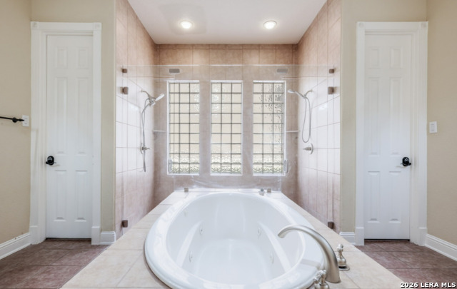 Image 15 of 22 For 18211 Branson Falls