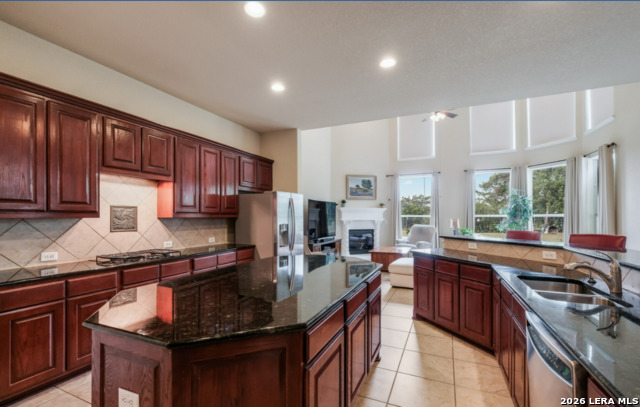 Image 6 of 22 For 18211 Branson Falls