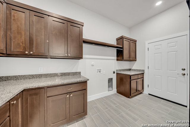 Image 12 of 53 For 1585 Pr 2771