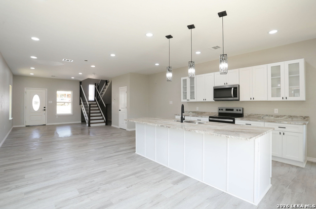 Image 2 of 10 For 650 Canyon Circle