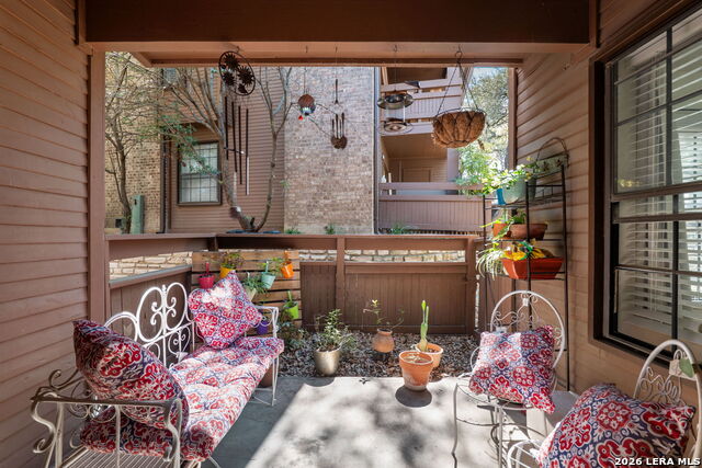 Image 20 of 26 For 10955 Wurzbach Rd  102