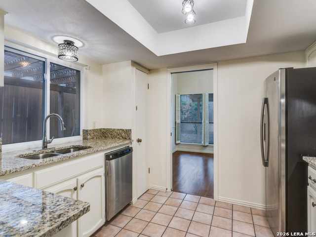 Image 11 of 16 For 11915 Pepperidge Cv