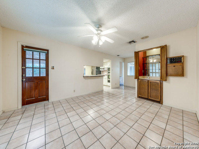 Image 4 of 16 For 11915 Pepperidge Cv