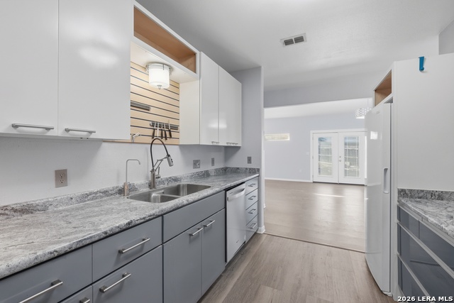 Image 15 of 31 For 1902 Almond  