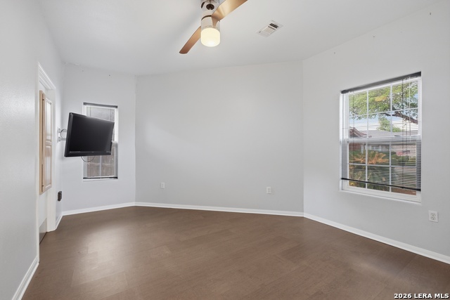 Image 16 of 31 For 1902 Almond  