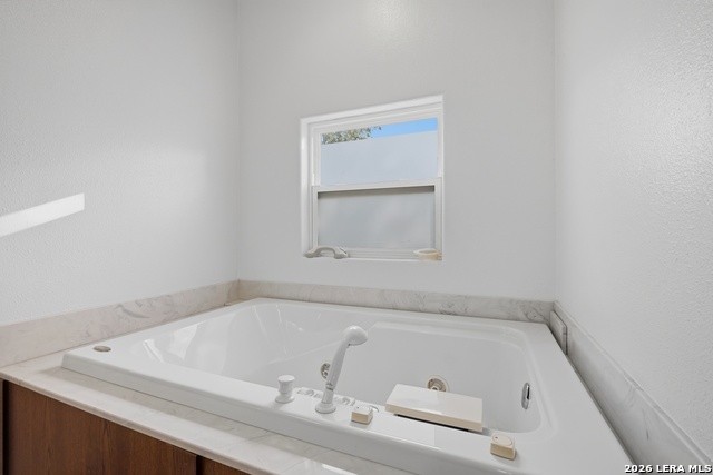 Image 26 of 31 For 1902 Almond  