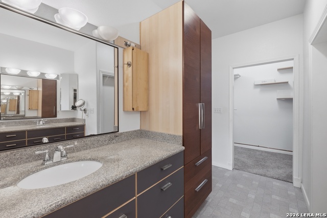 Image 28 of 31 For 1902 Almond  