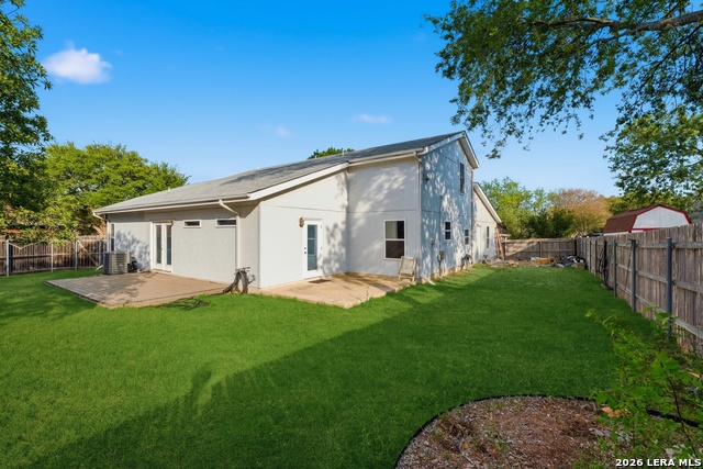 Image 29 of 31 For 1902 Almond  