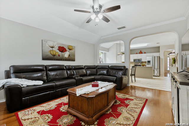 Image 16 of 25 For 20319 Grail Quest