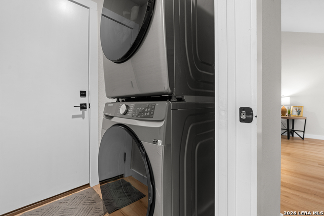 Image 10 of 25 For 6402 Ridgehurst