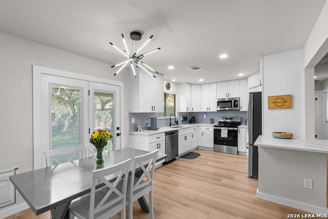 Image 17 of 25 For 6402 Ridgehurst