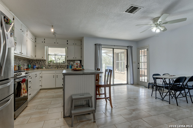 Image 10 of 51 For 135 Pullman  