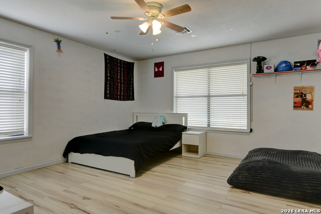 Image 19 of 51 For 135 Pullman  